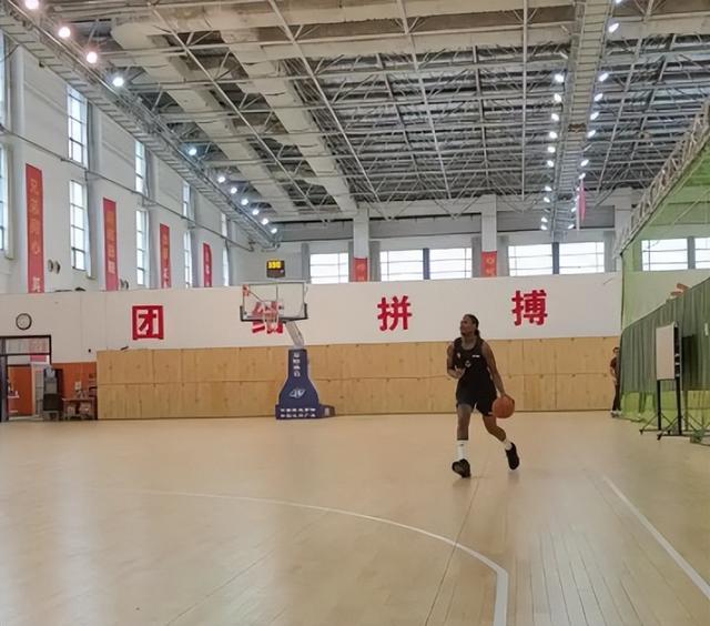 篮球一周训练计划方案表格_0